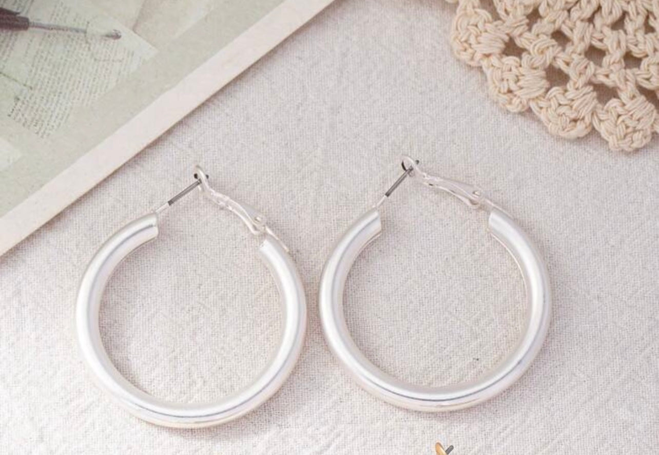 Silver Medium Hoops