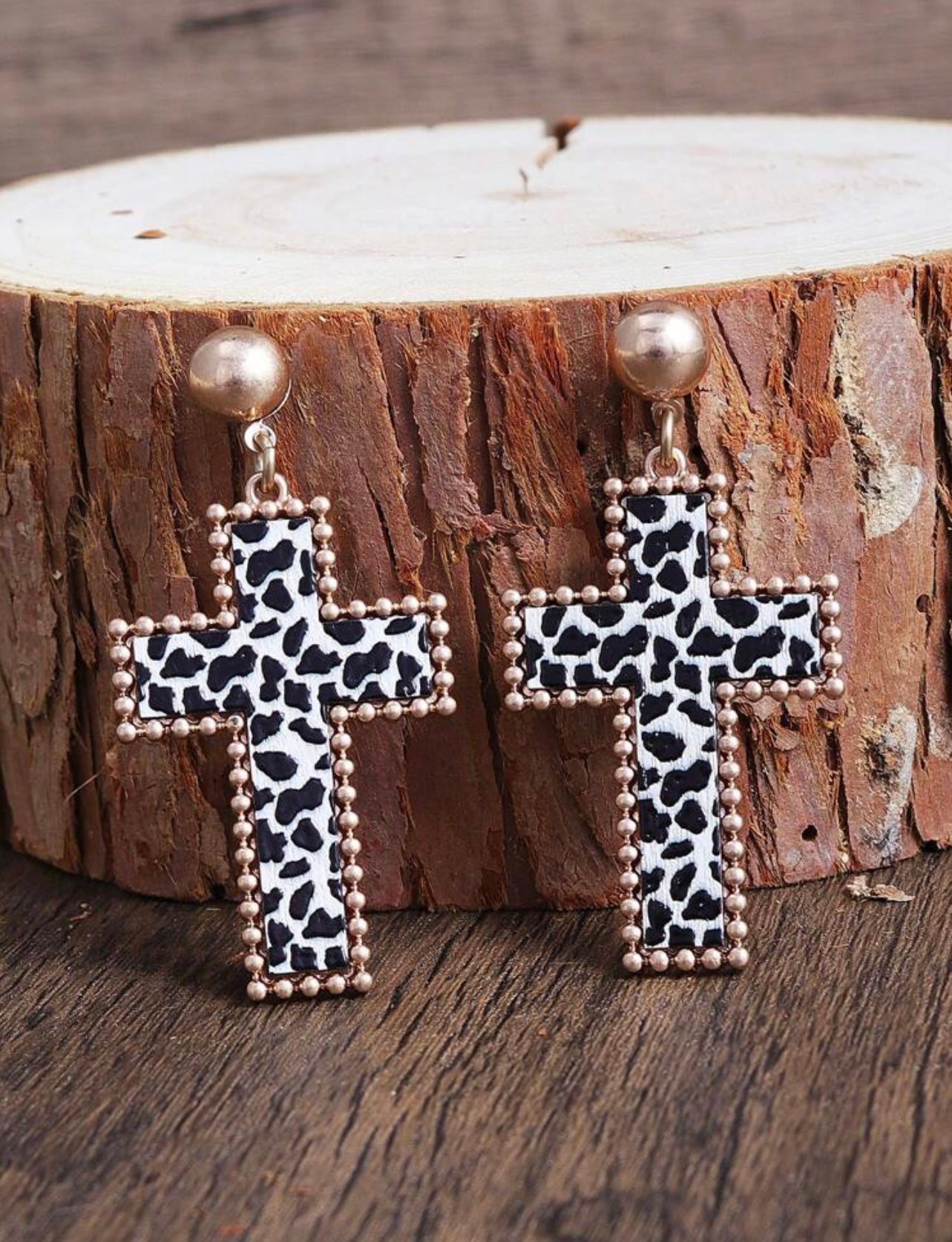 MeeMoo’s Cross Earrings